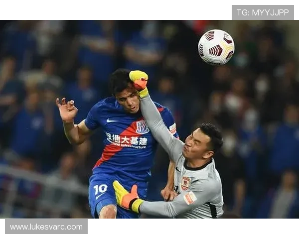 上海海港联赛统治力讨论:稳定性表现面临考验,竞争格局或将变化 上海海港联赛统治力讨论:稳定性表现面临考验,竞争格局或将变化