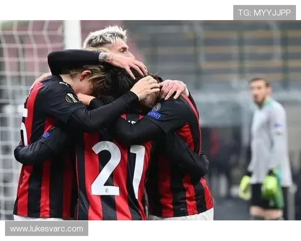 AC米兰体系抗压能力存疑：表面运转有序，实则遇强易崩