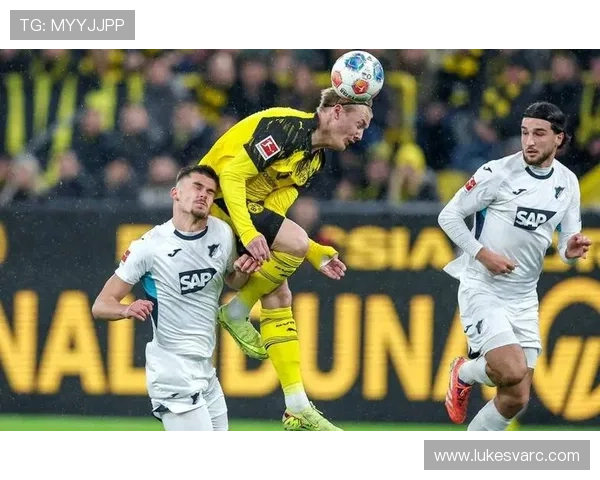 多特蒙德争冠稳定性不足问题已在赛季冲刺阶段逐步反映形势变化 多特蒙德争冠稳定性不足问题已在赛季冲刺阶段逐步反映形势变化