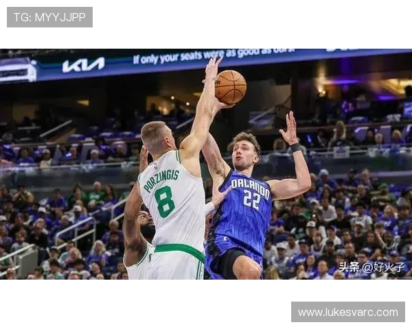 弗朗茨·瓦格纳三分高效砍分拉开球队进攻空间